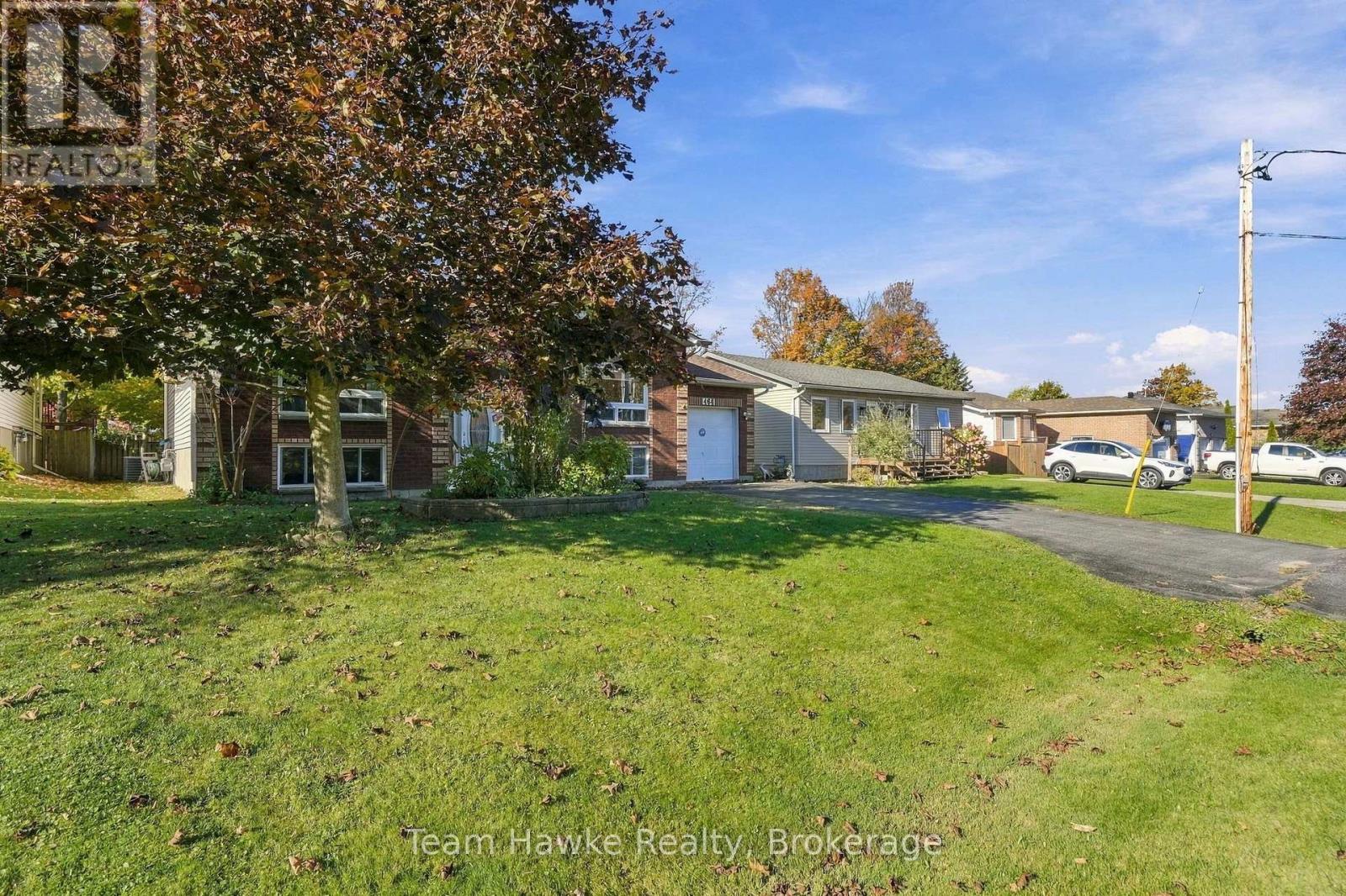 464 West Street W, Tay (Victoria Harbour), Ontario  L0K 2A0 - Photo 3 - S14101562