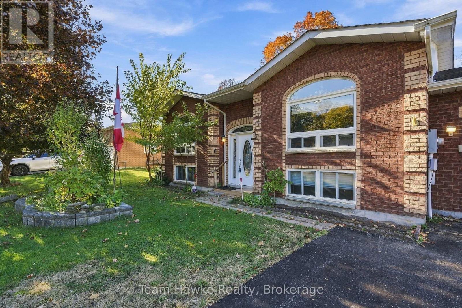 464 West Street W, Tay (Victoria Harbour), Ontario  L0K 2A0 - Photo 4 - S14101562