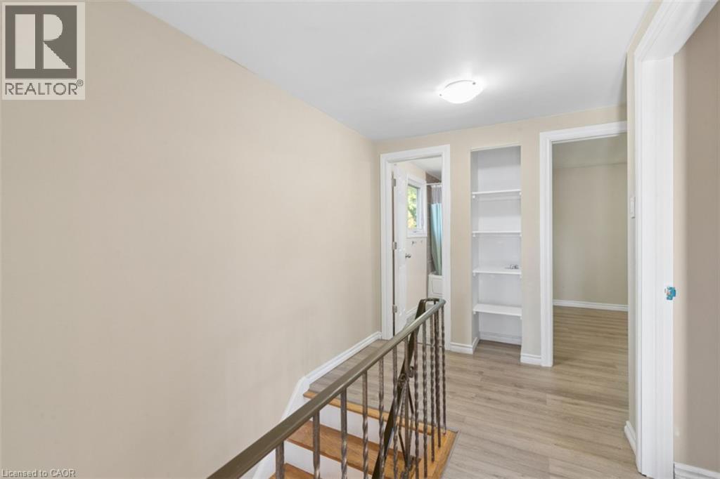 8 Forest Glen Crescent, Kitchener, Ontario  N2N 1C8 - Photo 16 - 40872597