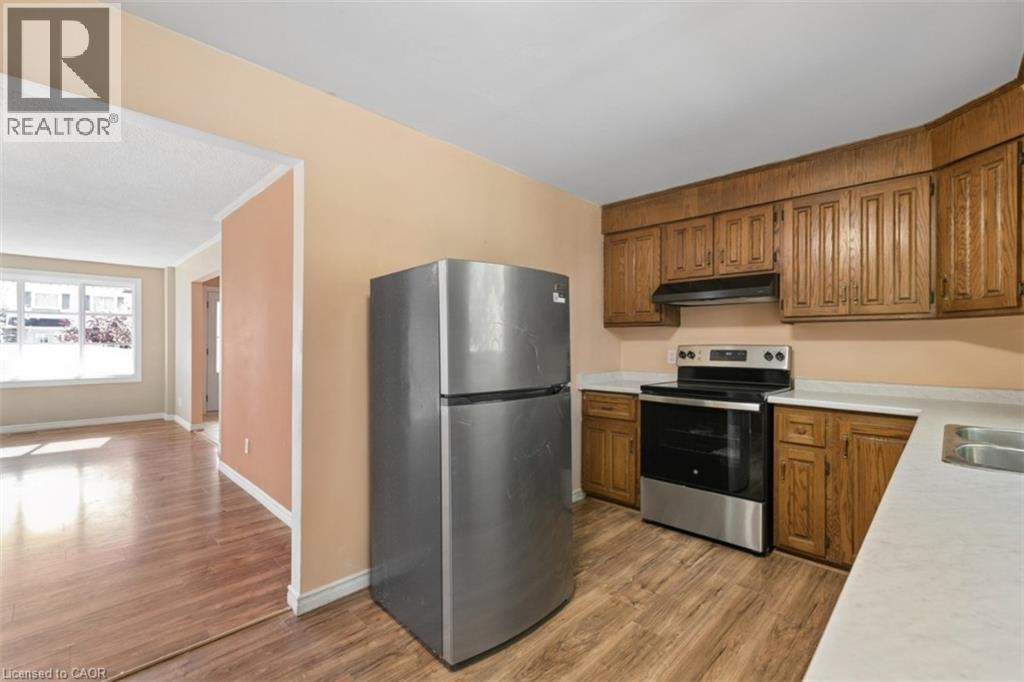 8 Forest Glen Crescent, Kitchener, Ontario  N2N 1C8 - Photo 7 - 40872597