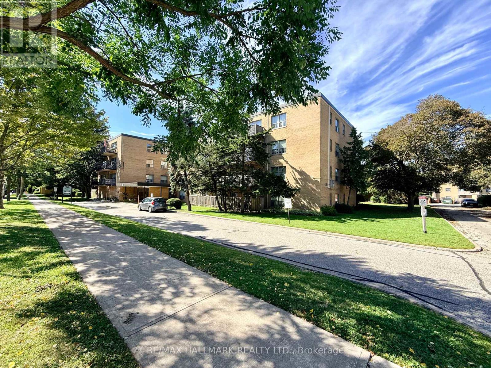 111 - 28 Upper Canada Drive, Toronto, Ontario  M2P 1R9 - Photo 12 - C14101242