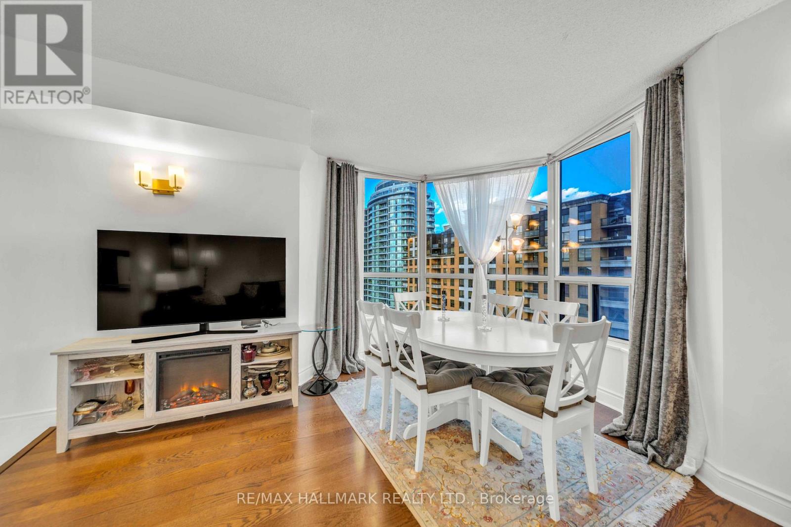 1812 - 10 Northtown Way, Toronto, Ontario  M2N 7L4 - Photo 9 - C14101382