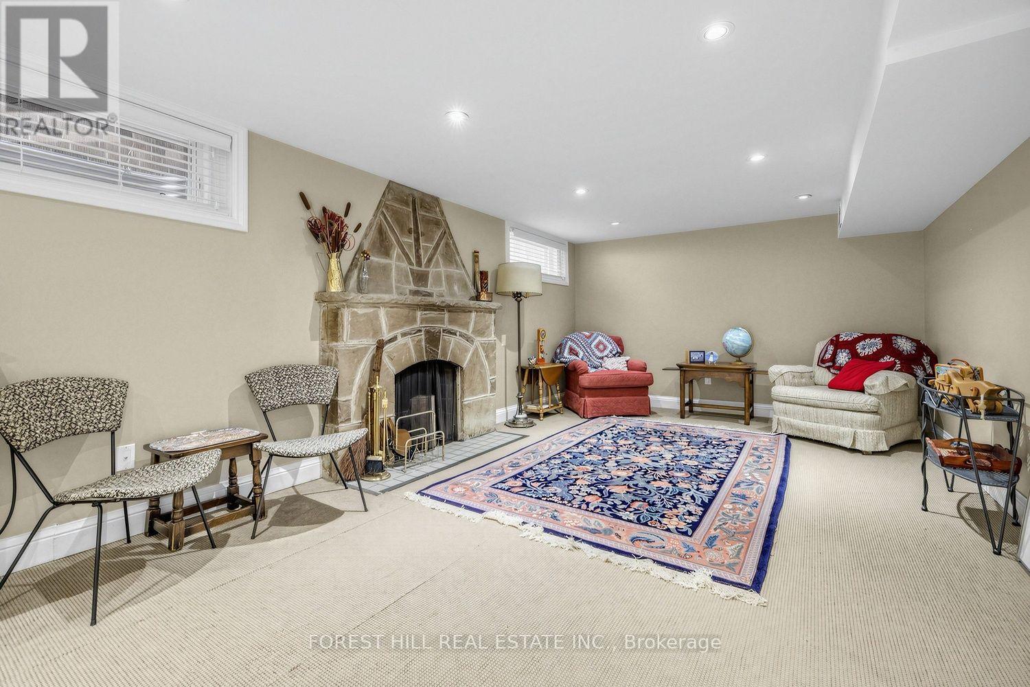 44 Ridge Hill Drive, Toronto, Ontario  M6C 2J4 - Photo 18 - C14101402