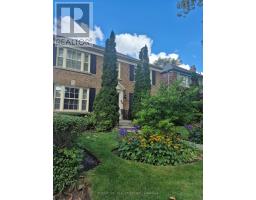 44 RIDGE HILL DRIVE, Toronto, Ontario