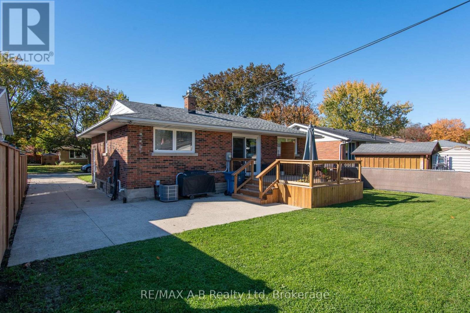 61 Mc Donald Street, Stratford, Ontario  N5A 4W4 - Photo 36 - X14101490