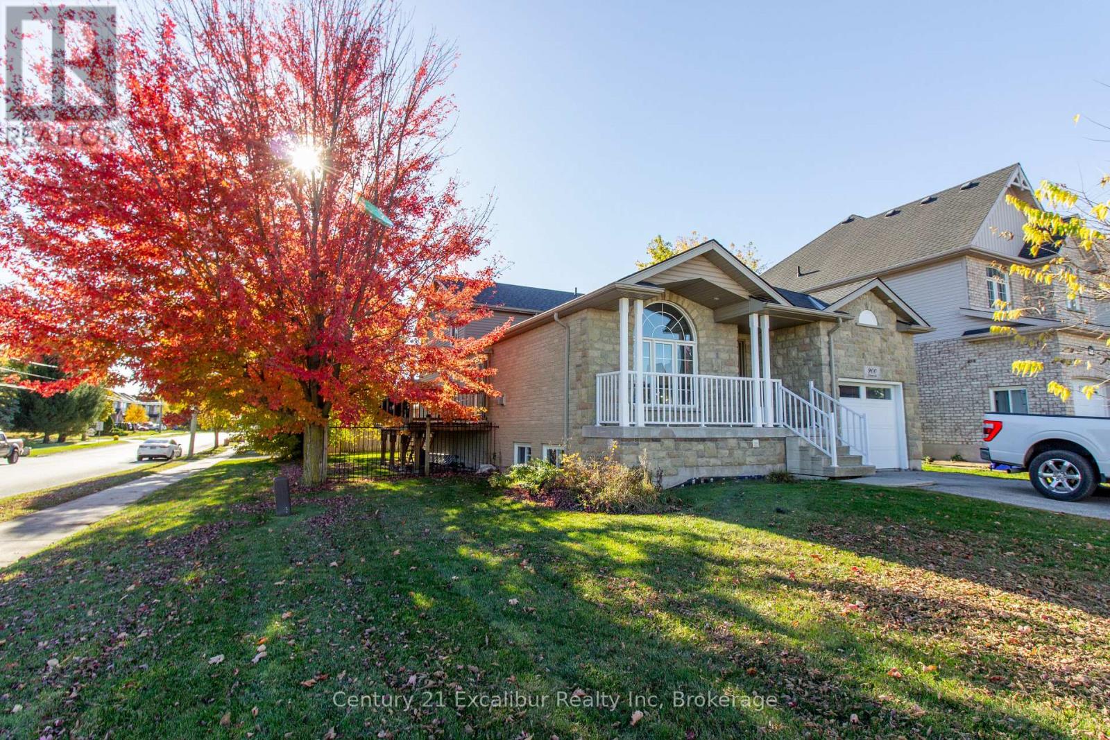 900 GZOWSKI STREET, Centre Wellington, Ontario