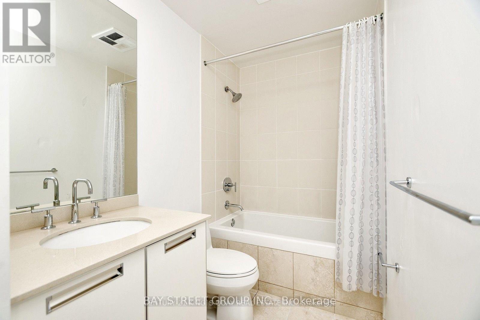 1401 - 33 Charles Street E, Toronto, Ontario  M4Y 0A2 - Photo 7 - C14101522