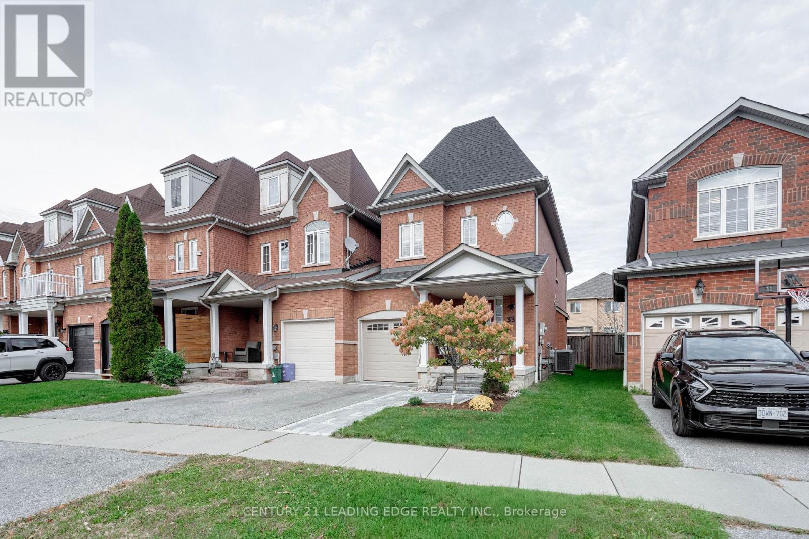 33 Neill Avenue, Whitby, Ontario  L1R 3N4 - Photo 2 - E14101328