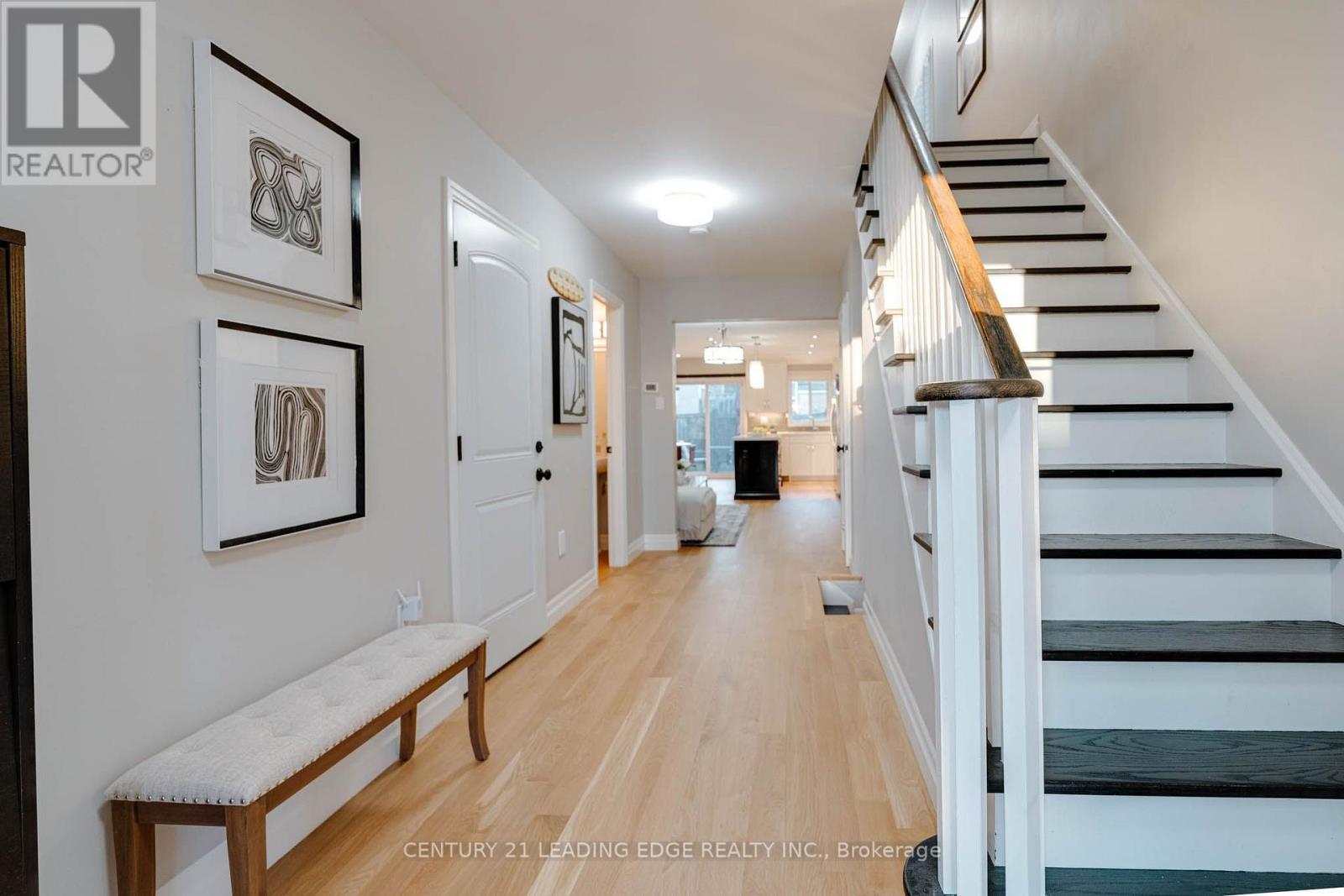33 Neill Avenue, Whitby, Ontario  L1R 3N4 - Photo 4 - E14101328
