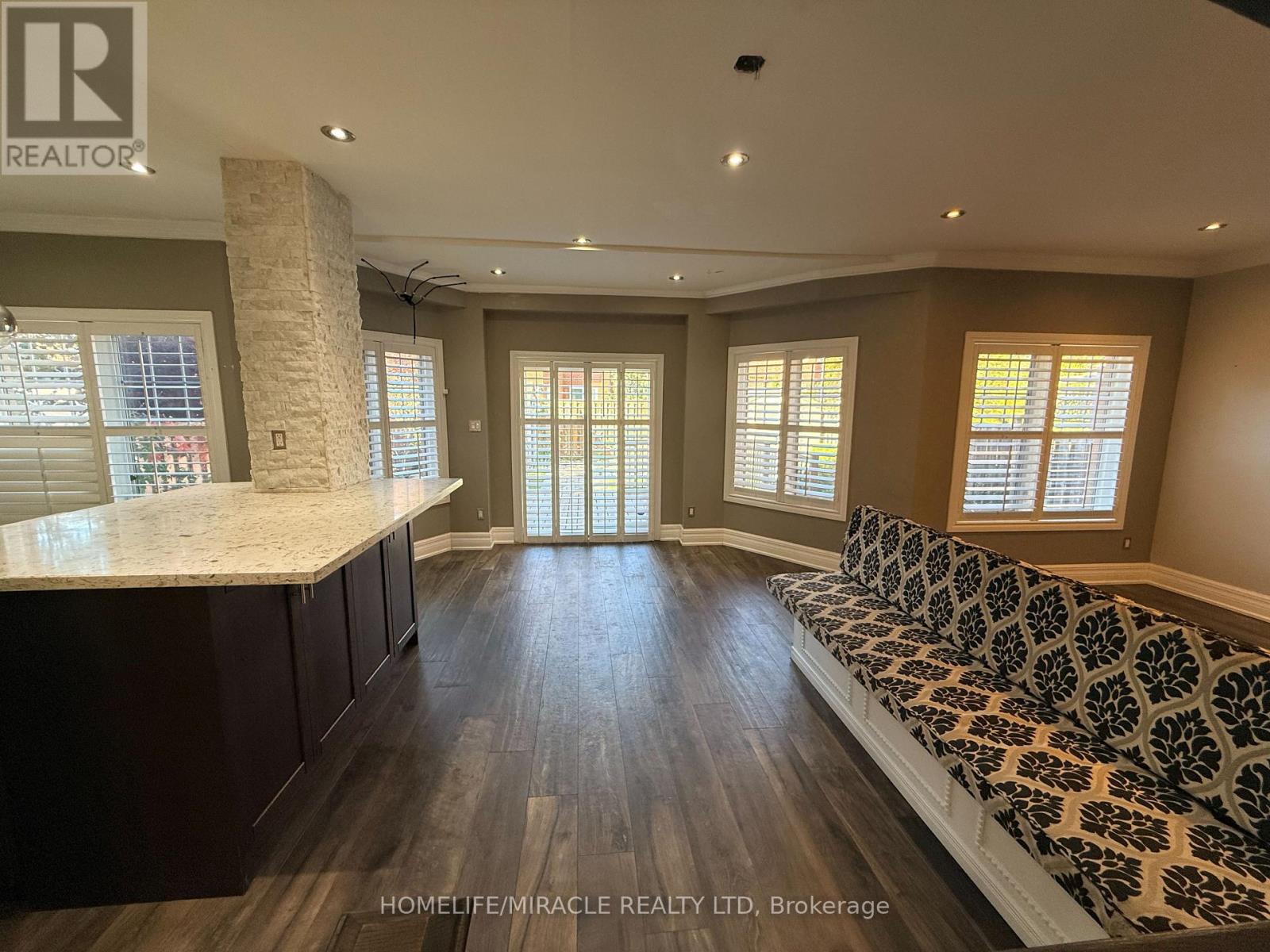 1786 Westcreek Drive, Pickering, Ontario  L1V 6M9 - Photo 13 - E14101376