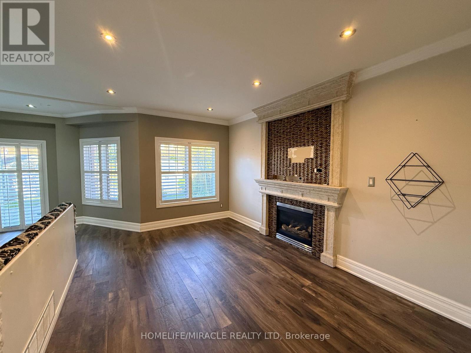 1786 Westcreek Drive, Pickering, Ontario  L1V 6M9 - Photo 14 - E14101376