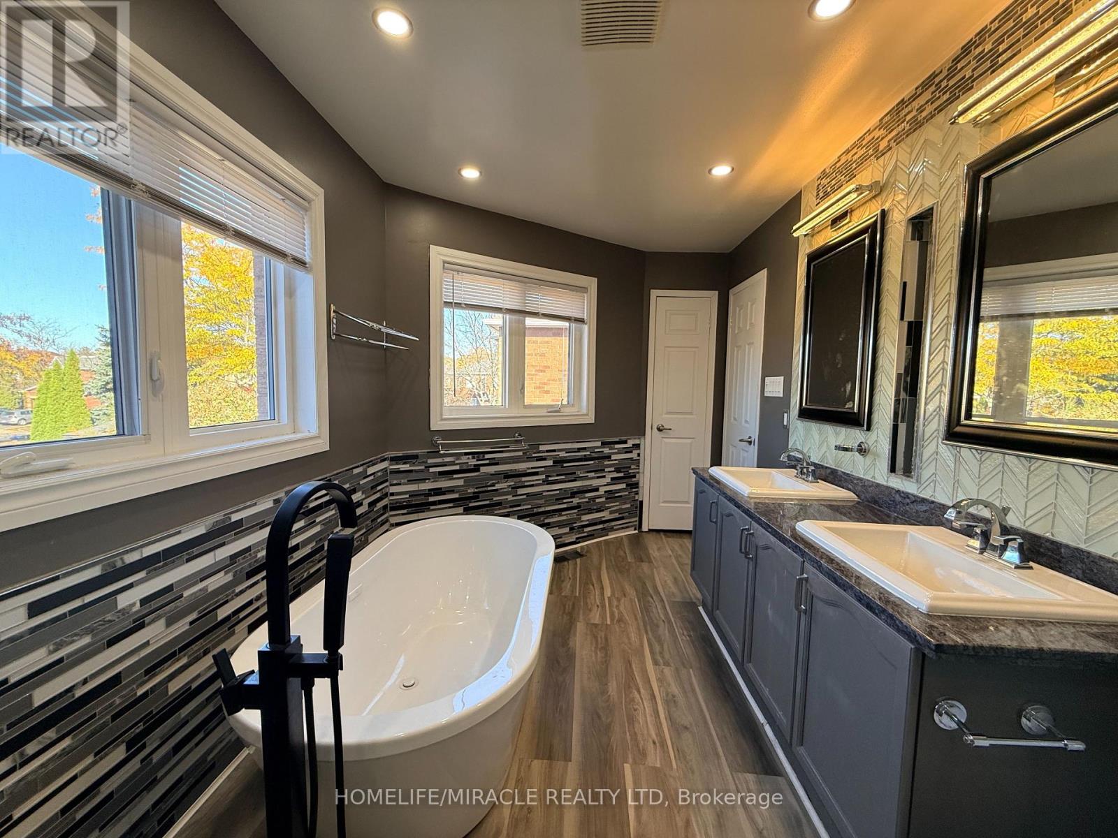 1786 Westcreek Drive, Pickering, Ontario  L1V 6M9 - Photo 24 - E14101376