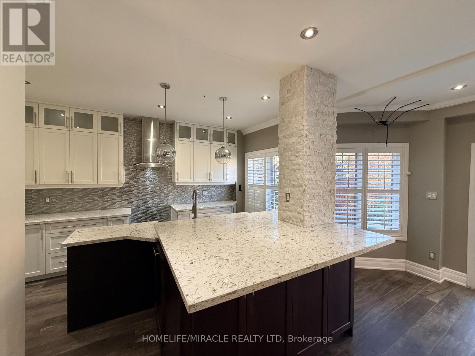 1786 Westcreek Drive, Pickering, Ontario  L1V 6M9 - Photo 8 - E14101376