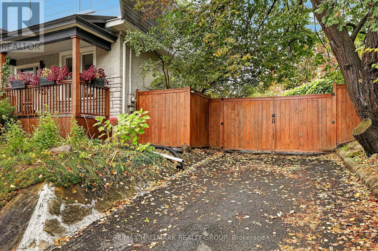 256 Joffre-Belanger Way, Ottawa, Ontario  K1L 5K8 - Photo 18 - X14101542