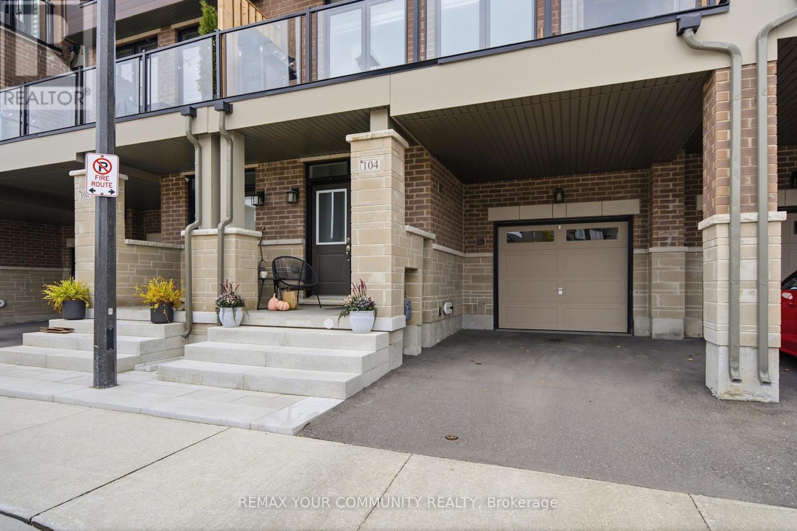104 Holyrood Crescent, Vaughan, Ontario  L4H 5G2 - Photo 4 - N14101298