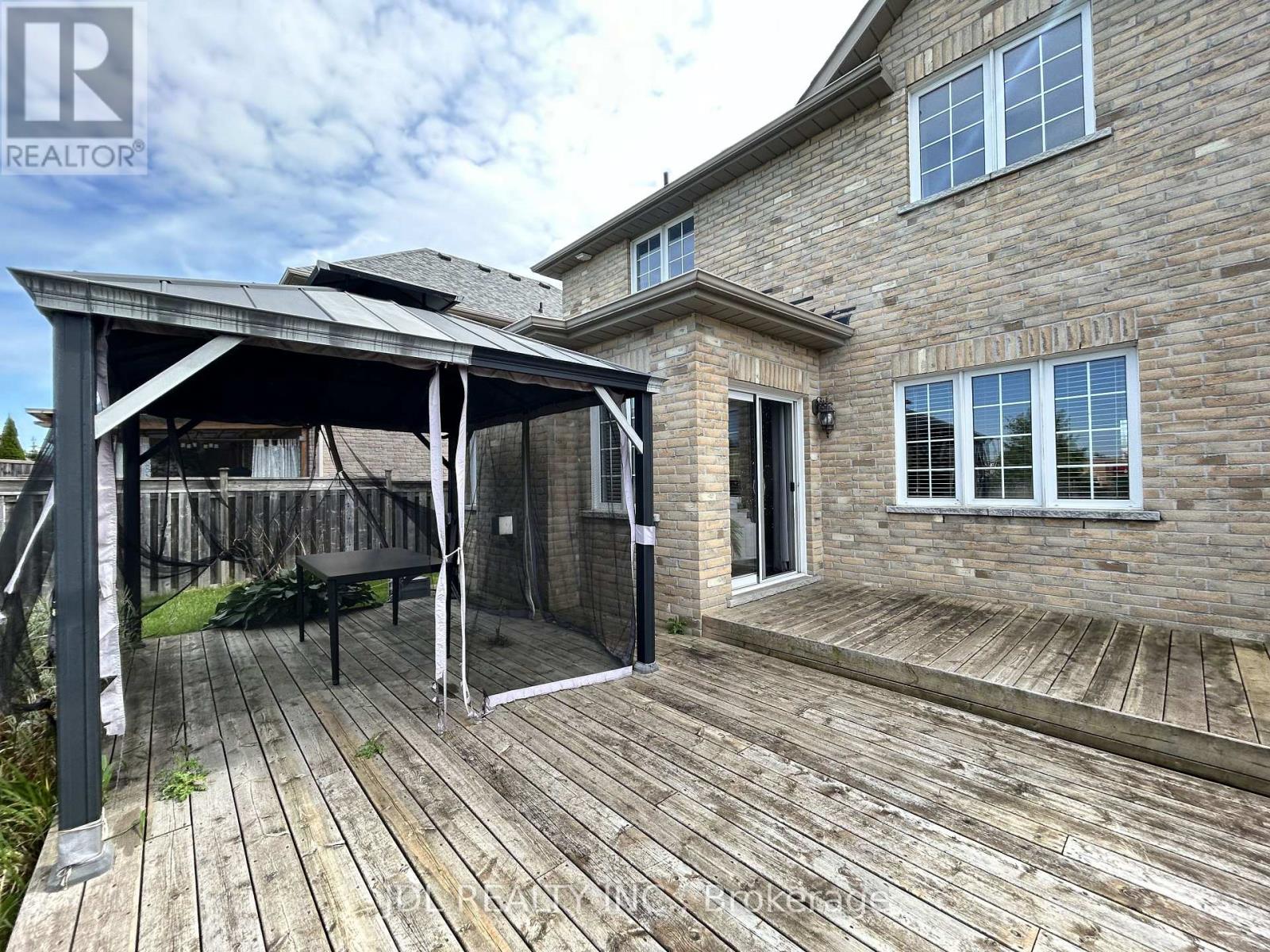 36 Laurelbank Crescent, Georgina, Ontario  L4P 4H7 - Photo 23 - N14101504