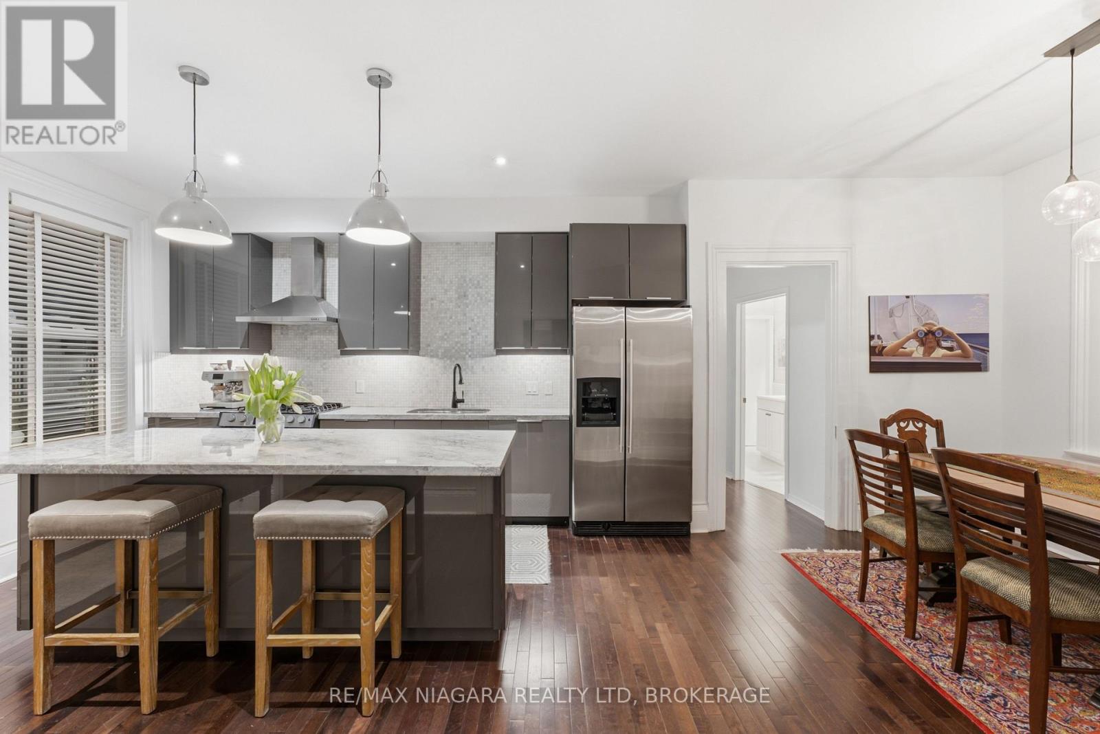 9 Duke Street, St. Catharines, Ontario  L2R 5W1 - Photo 11 - X14101430