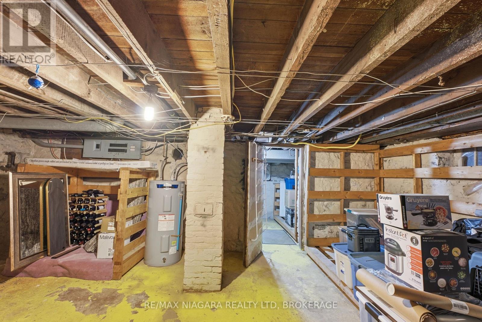 9 Duke Street, St. Catharines, Ontario  L2R 5W1 - Photo 24 - X14101430