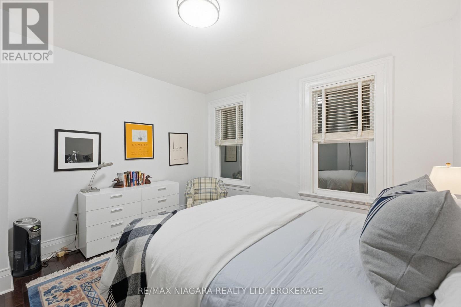 9 Duke Street, St. Catharines, Ontario  L2R 5W1 - Photo 30 - X14101430