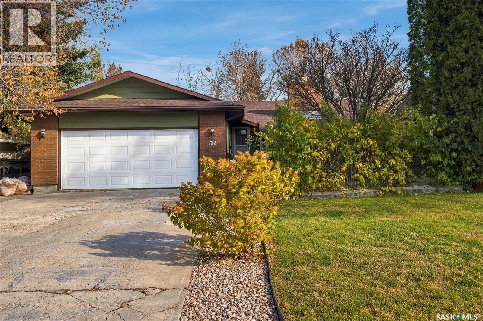 122 Michener Drive, Regina, Saskatchewan  S4V 0G8 - Photo 1 - SK051576
