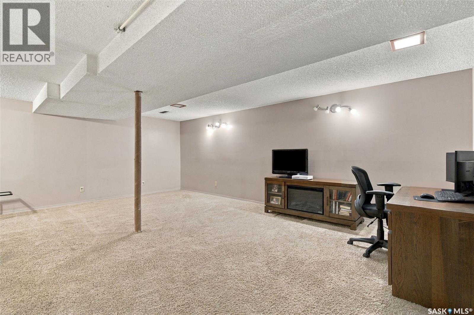 122 Michener Drive, Regina, Saskatchewan  S4V 0G8 - Photo 31 - SK051576