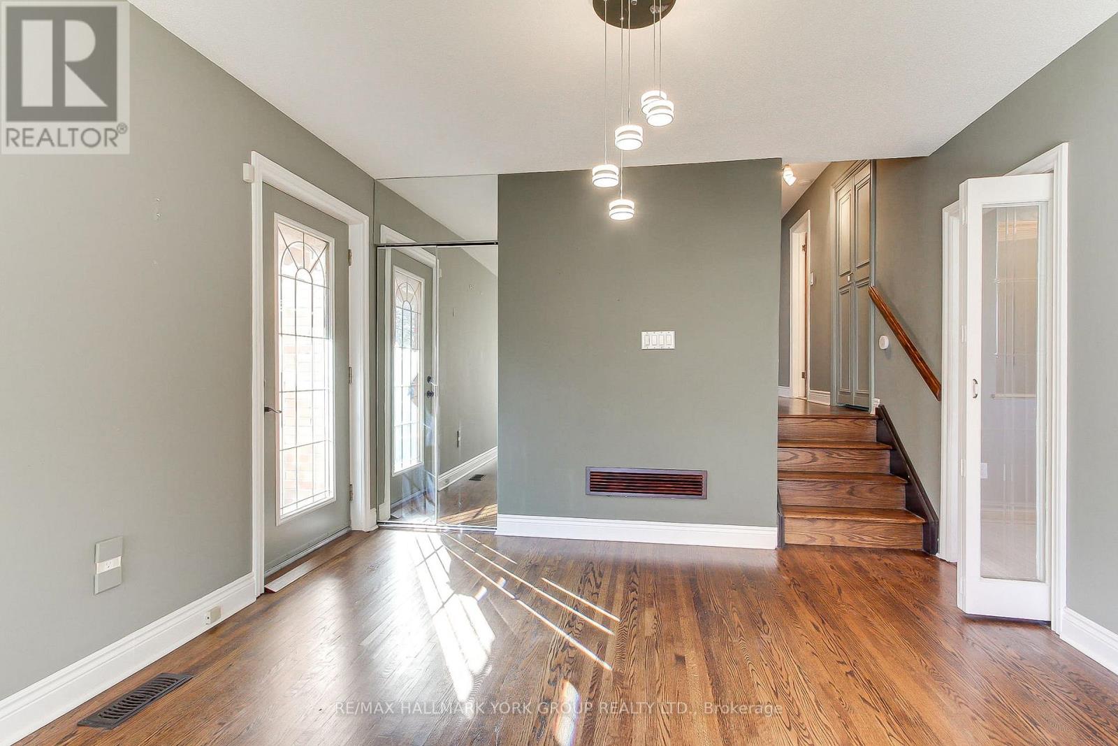 10 Harefield Drive, Toronto, Ontario  M9W 4C7 - Photo 15 - W14101250