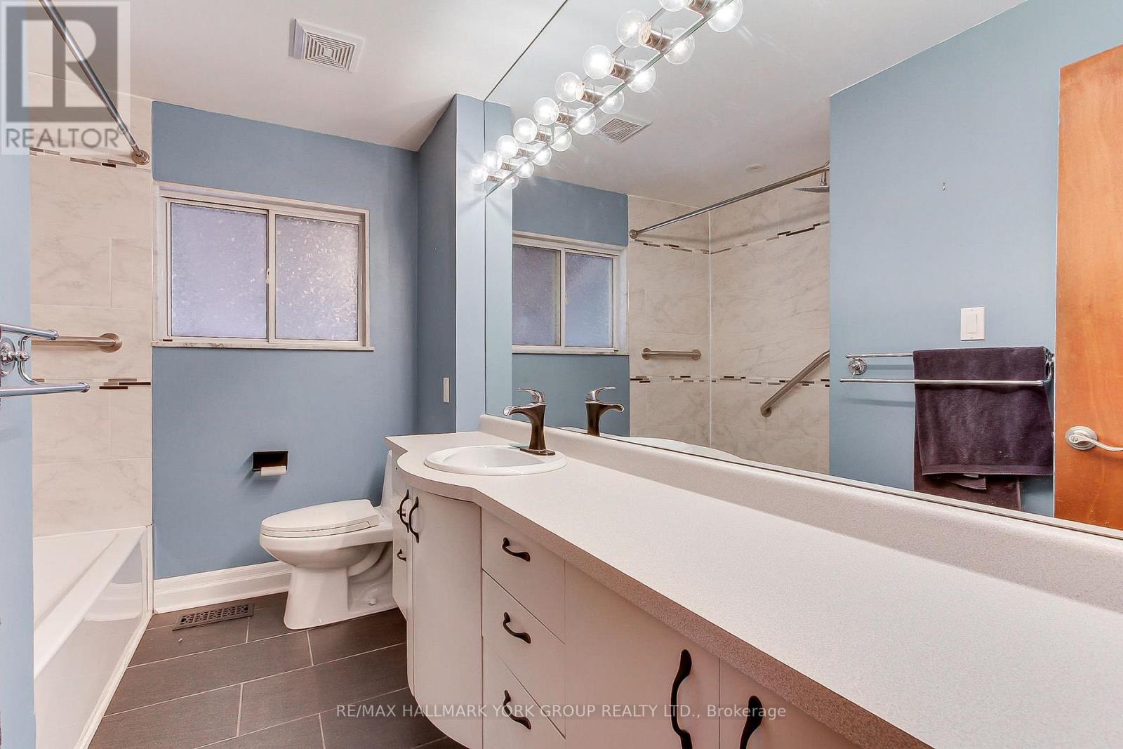 10 Harefield Drive, Toronto, Ontario  M9W 4C7 - Photo 26 - W14101250