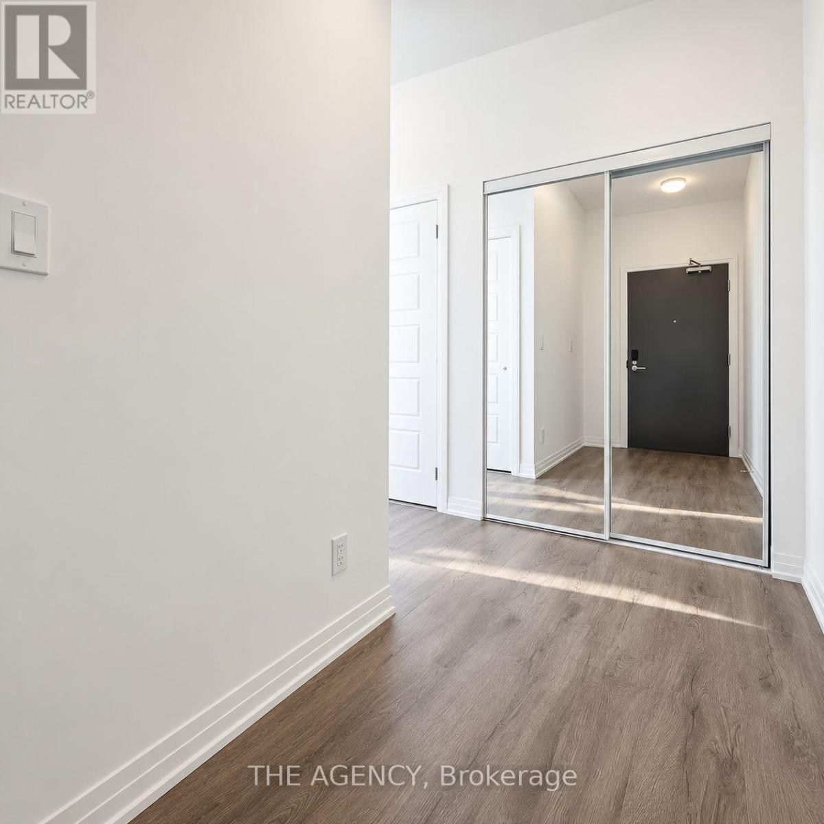 508 - 3265 Carding Mill Trail, Oakville, Ontario  L6M 5P7 - Photo 7 - W14101256