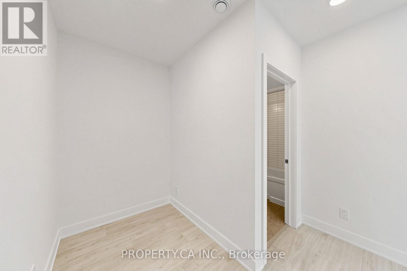 708 - 3008 William Cutmore Boulevard, Oakville, Ontario  L6H 7G1 - Photo 21 - W14101310