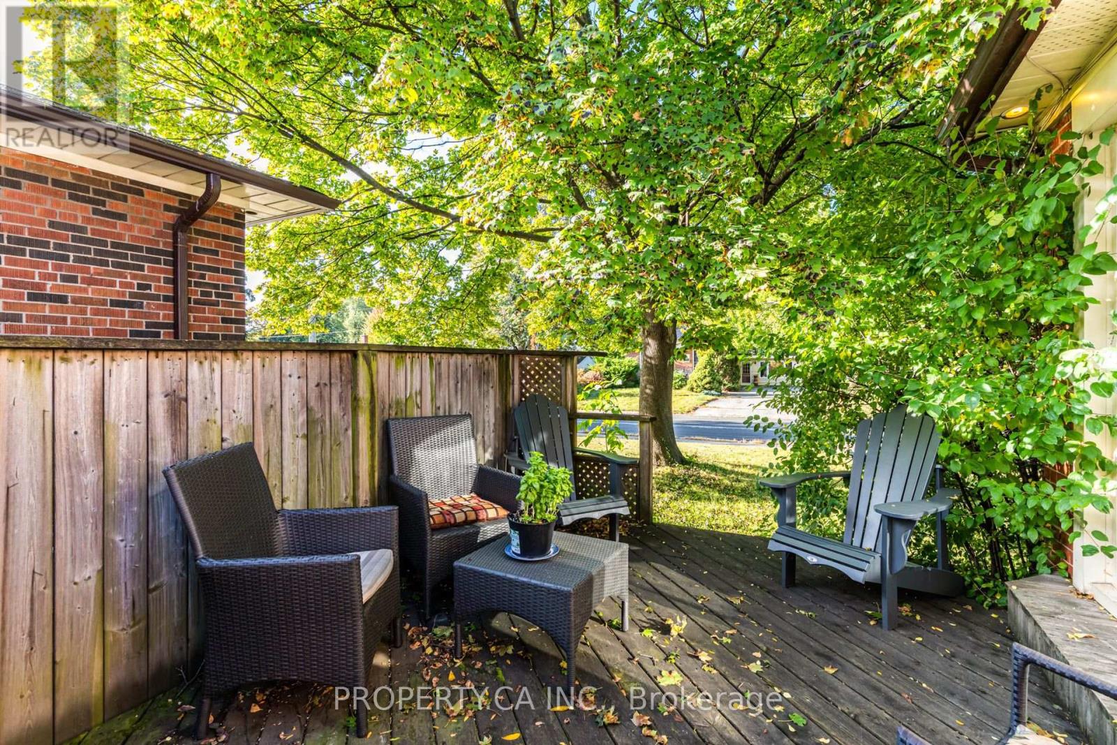 2302 Redfern Road, Burlington, Ontario  L7R 1X3 - Photo 25 - W14101360