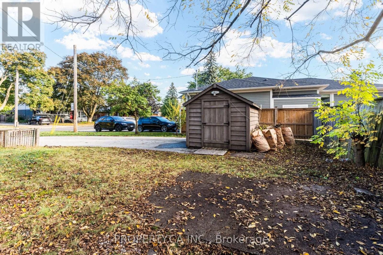 2302 Redfern Road, Burlington, Ontario  L7R 1X3 - Photo 28 - W14101360
