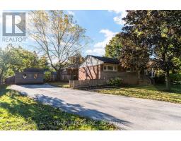 2302 REDFERN ROAD, Burlington, Ontario