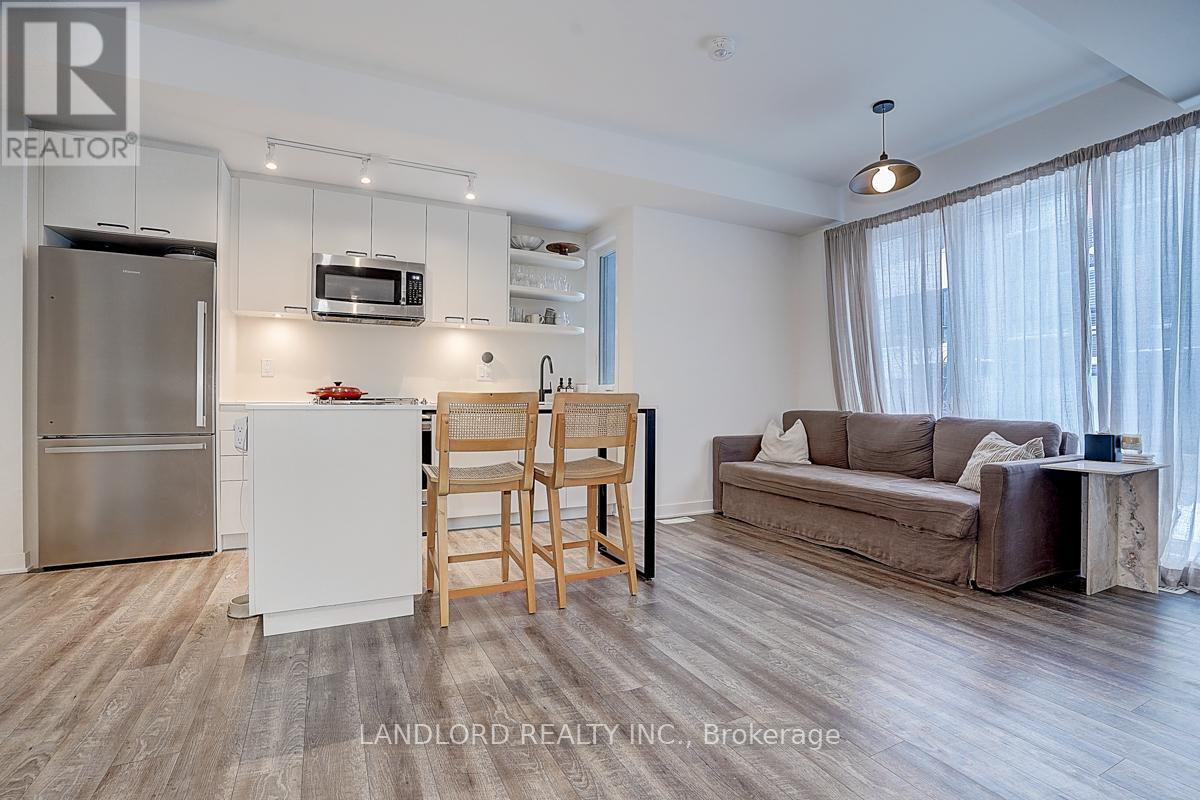Th13 - 30 Ed Clark Gardens, Toronto, Ontario  M6N 0B5 - Photo 11 - W14101368