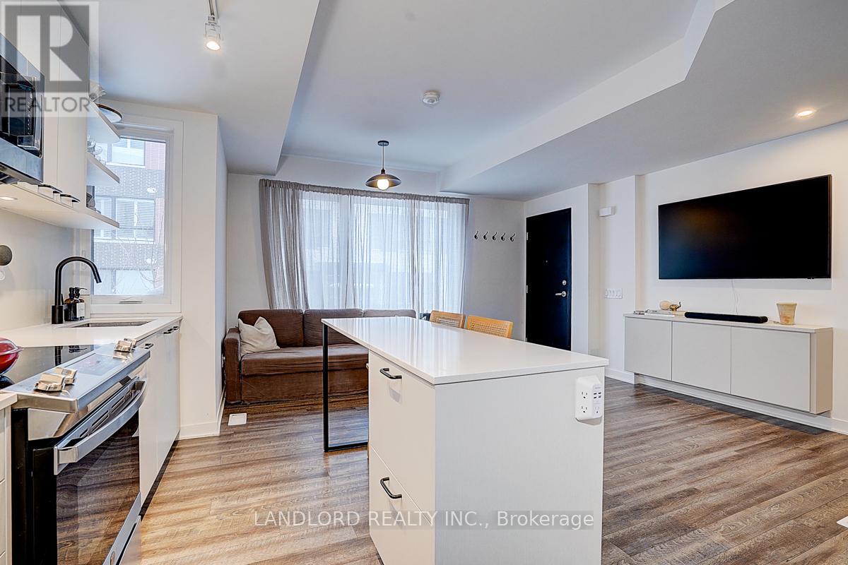 Th13 - 30 Ed Clark Gardens, Toronto, Ontario  M6N 0B5 - Photo 17 - W14101368