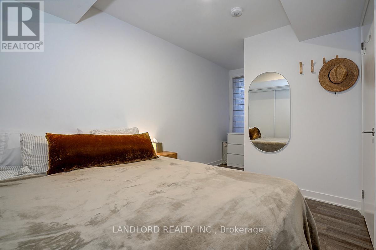 Th13 - 30 Ed Clark Gardens, Toronto, Ontario  M6N 0B5 - Photo 30 - W14101368