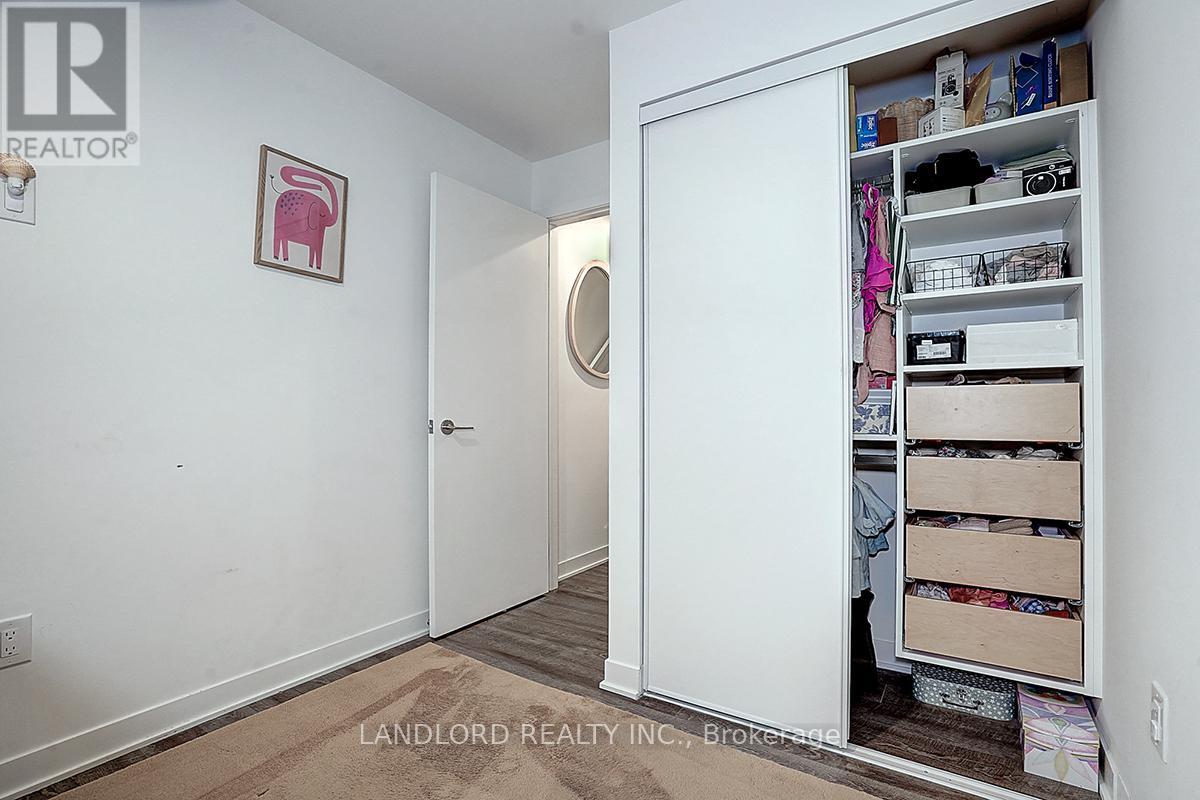 Th13 - 30 Ed Clark Gardens, Toronto, Ontario  M6N 0B5 - Photo 36 - W14101368