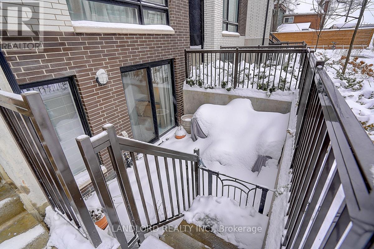 Th13 - 30 Ed Clark Gardens, Toronto, Ontario  M6N 0B5 - Photo 38 - W14101368
