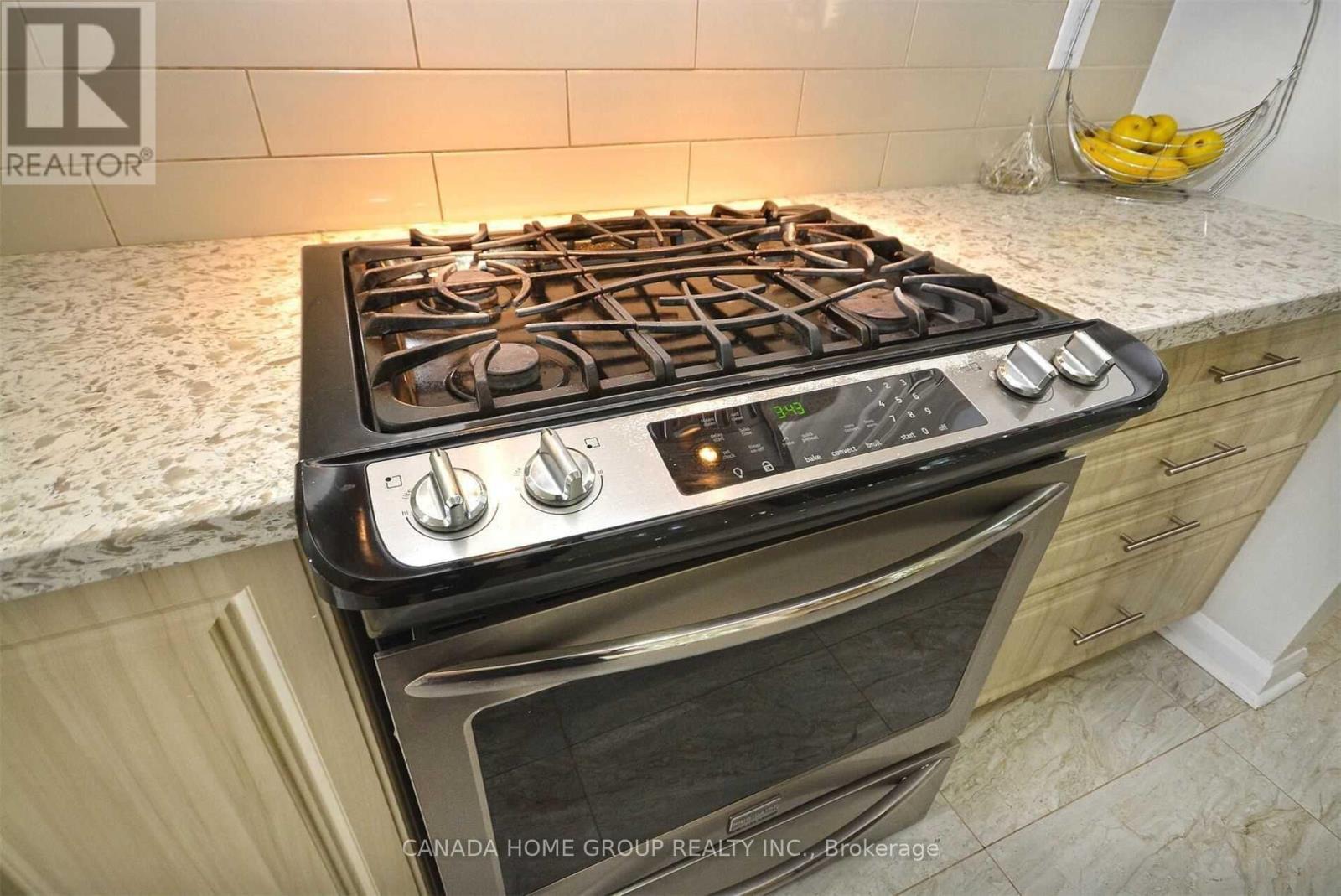 Upper Level - 2073 South Millway Avenue, Mississauga, Ontario  L5L 1R4 - Photo 16 - W14101434