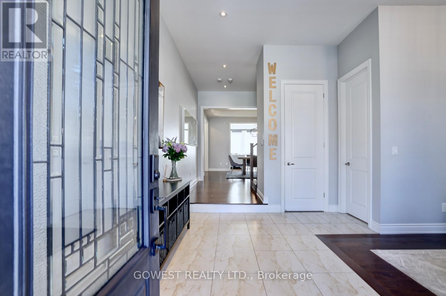 14 Threshing Mill Boulevard, Oakville, Ontario  L6H 0V7 - Photo 5 - W14101484