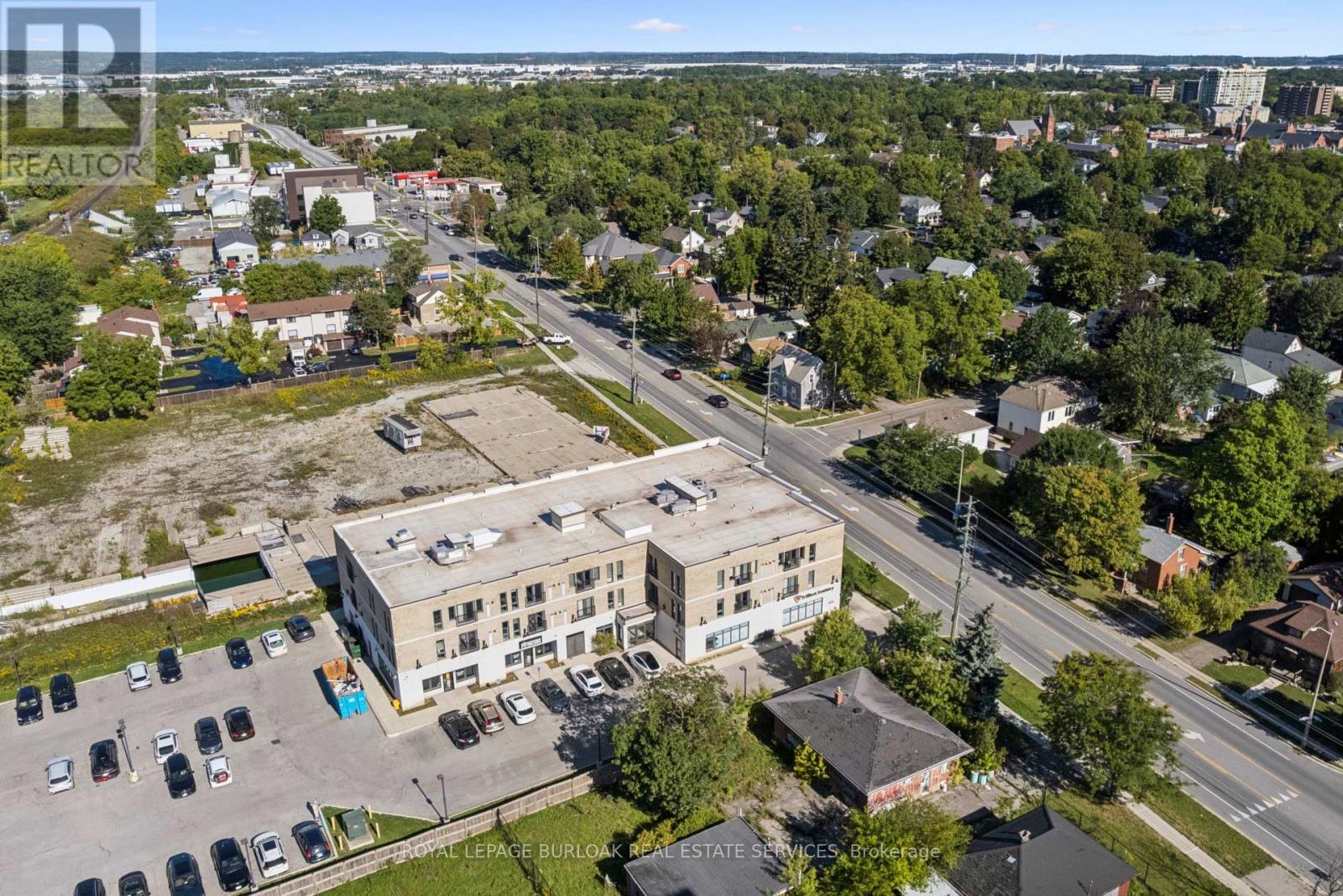 100 Bronte Street S, Milton, Ontario  L9T 1Y8 - Photo 15 - W14101526