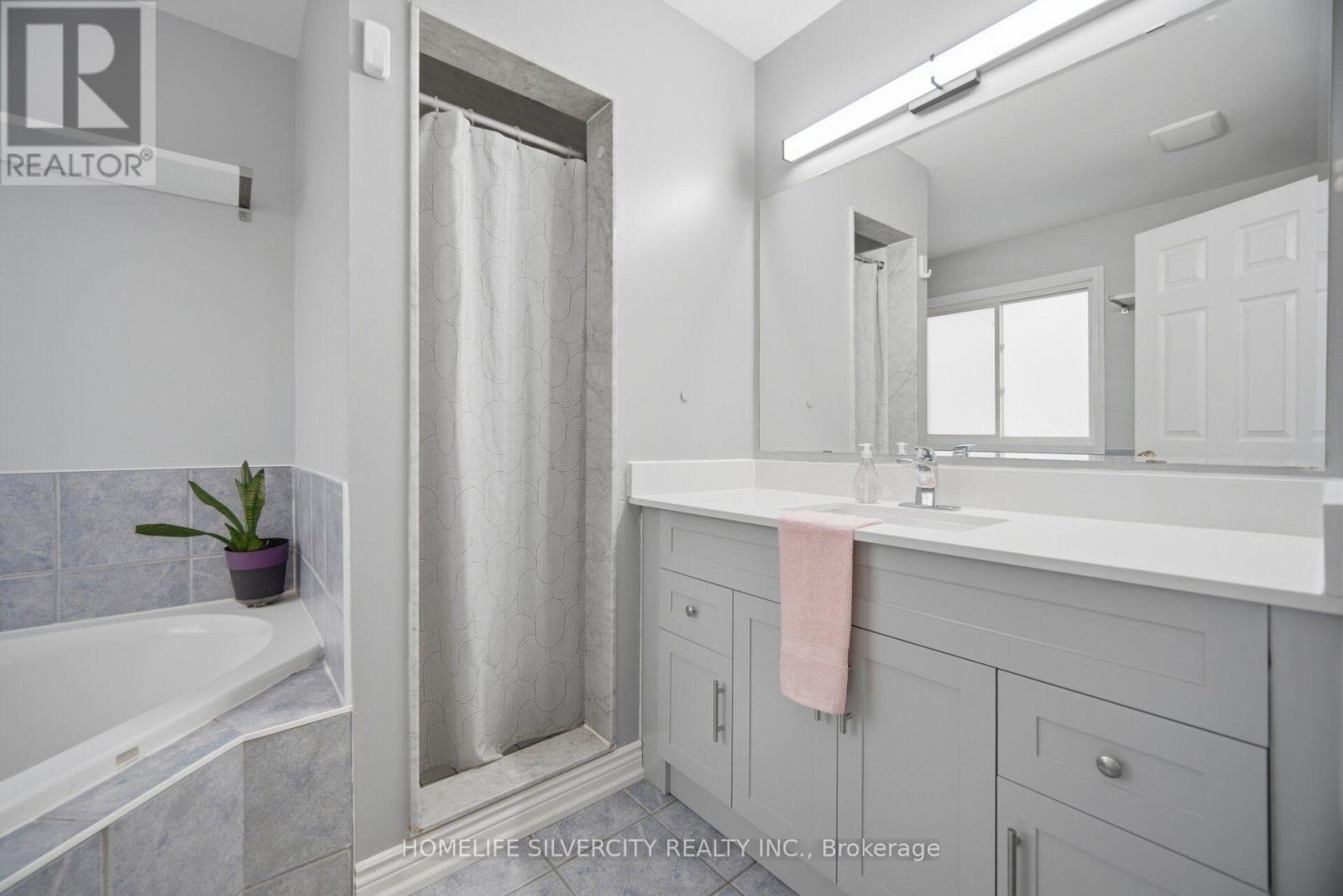 95 Sweetwood Circle, Brampton, Ontario  L7A 2S2 - Photo 33 - W14101540