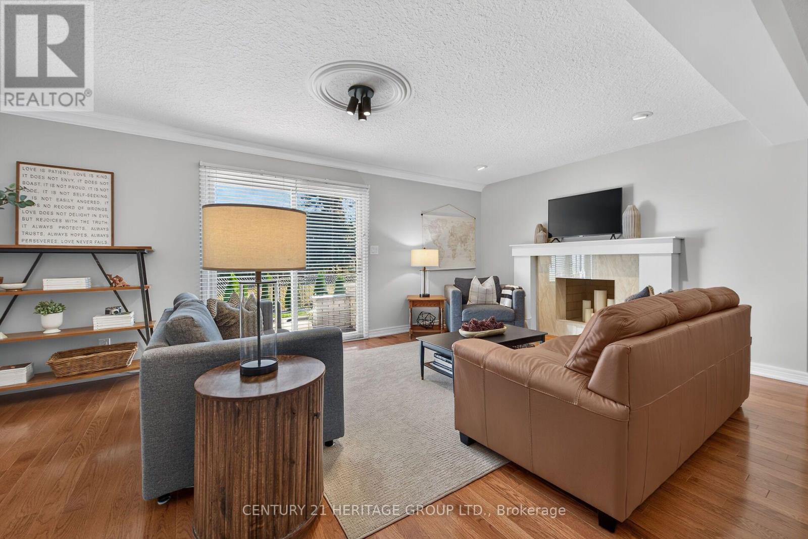 19 Meadowbrook Crescent, St. Catharines, Ontario  L2M 7G8 - Photo 6 - X14101254