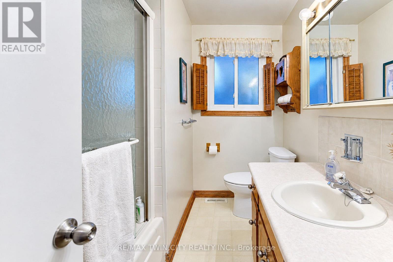 73 Belton Drive, Kitchener, Ontario  N2M 2B7 - Photo 25 - X14101340
