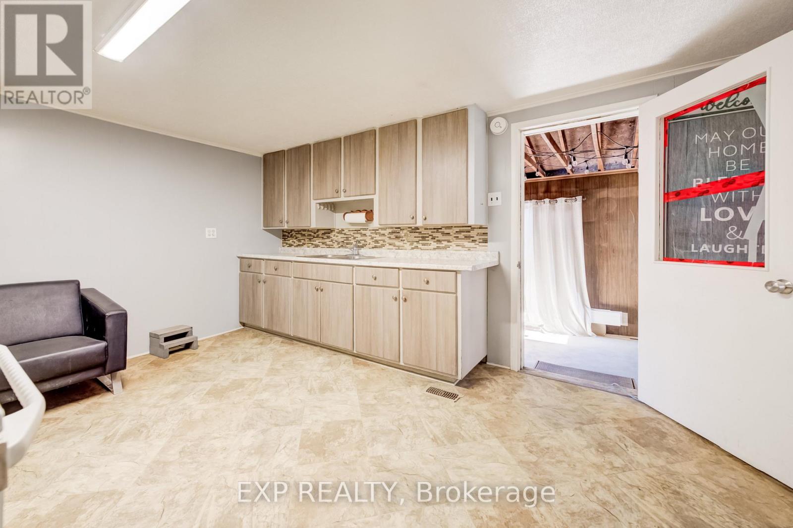 745 Binning Street W, North Perth, Ontario  N4W 1H3 - Photo 11 - X14101478
