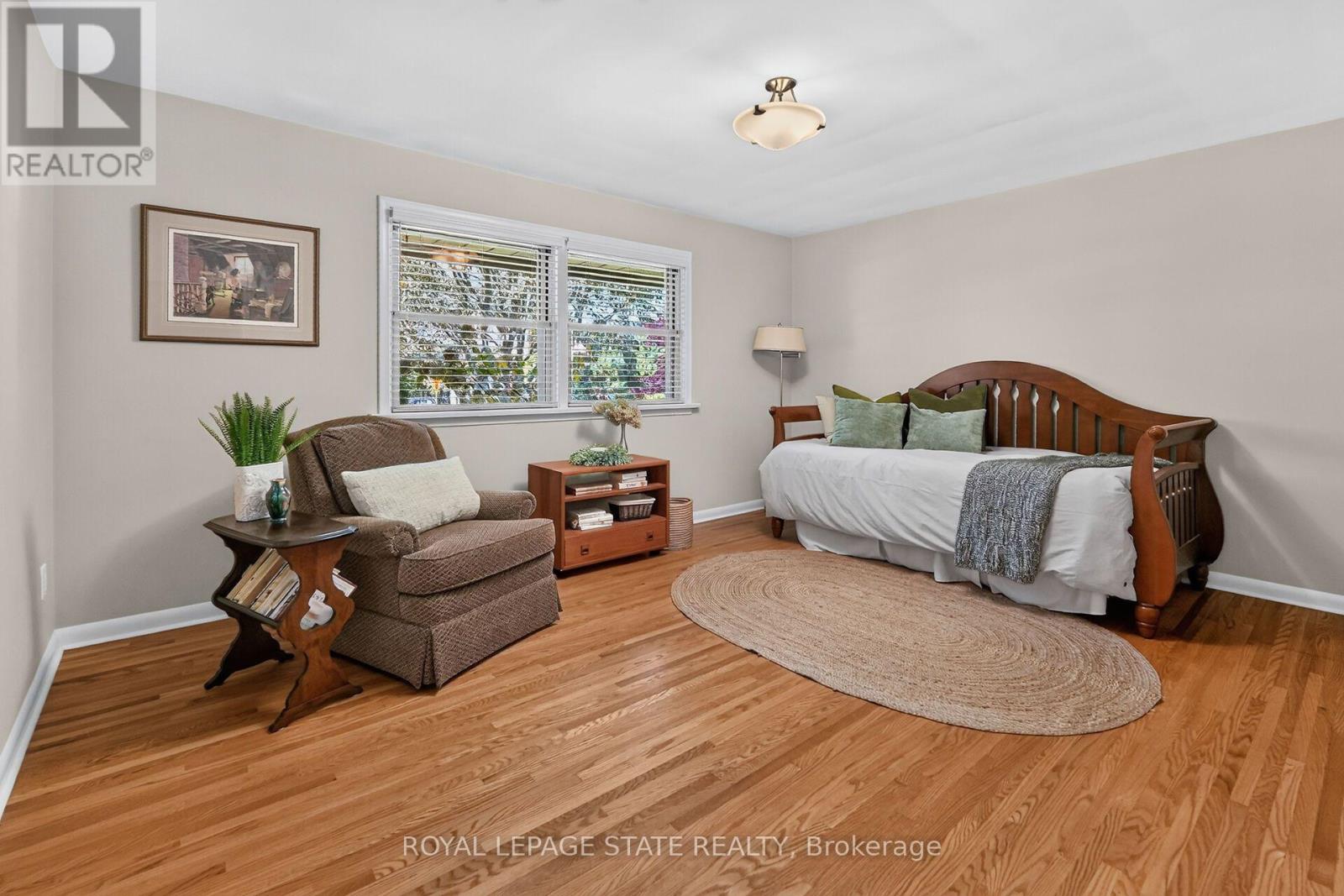 12 Baker Road N, Grimsby, Ontario  L3M 2W7 - Photo 28 - X14101570