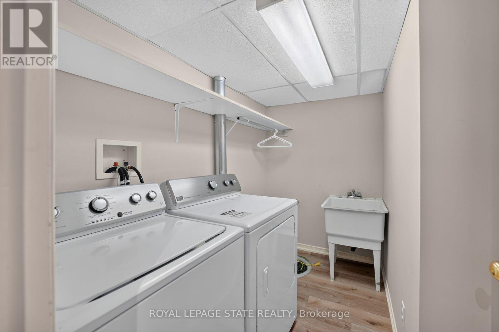 12 Baker Road N, Grimsby, Ontario  L3M 2W7 - Photo 40 - X14101570