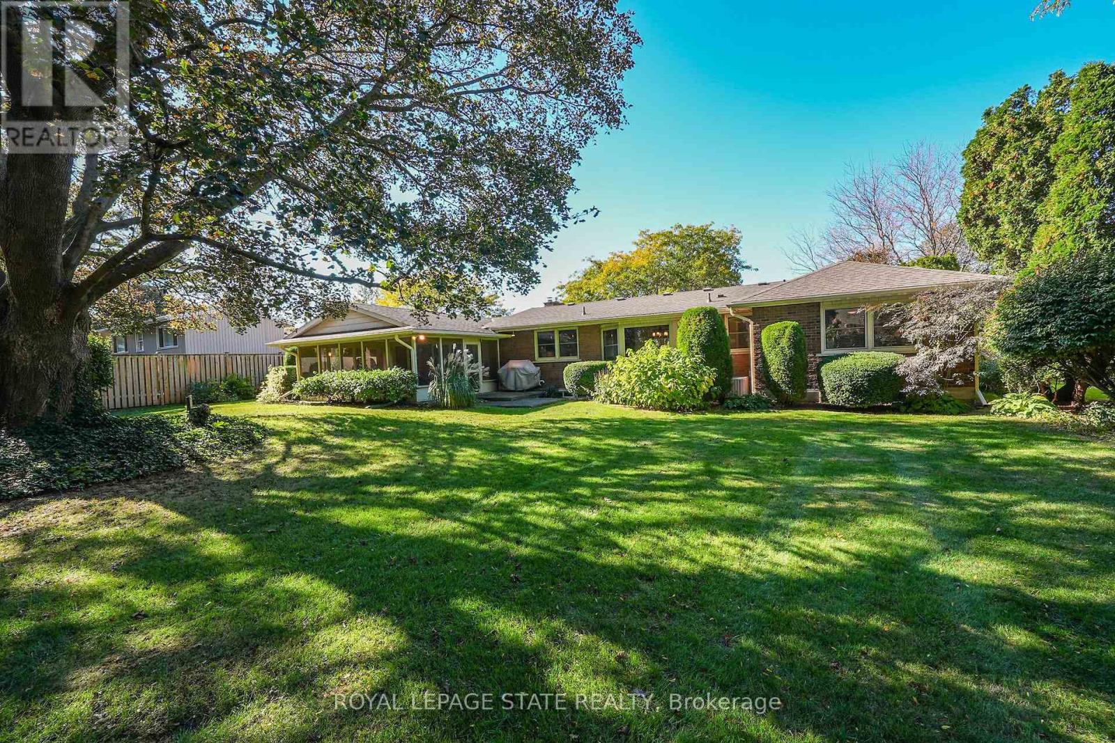 12 Baker Road N, Grimsby, Ontario  L3M 2W7 - Photo 41 - X14101570