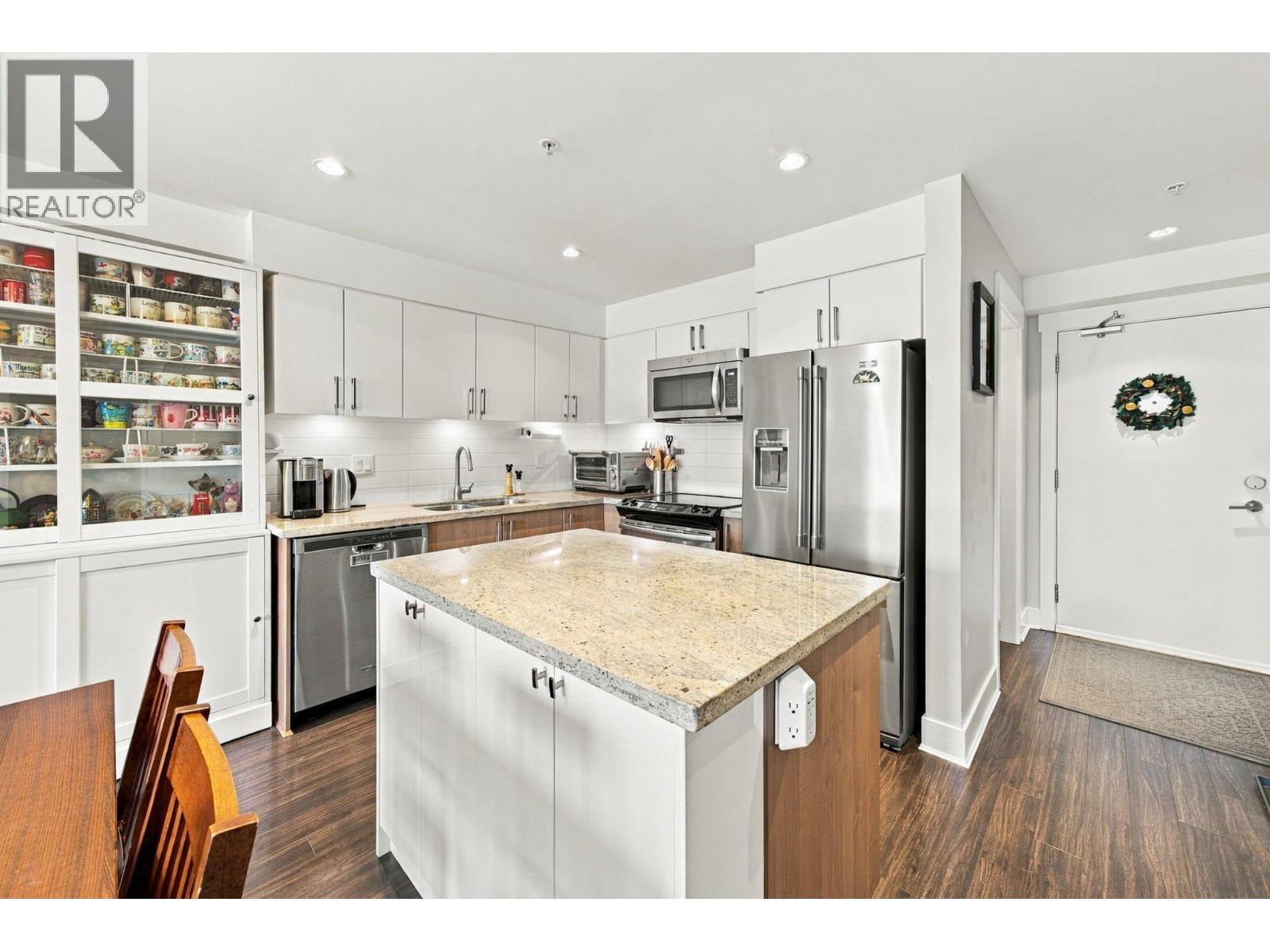 208 85 Eighth Avenue, New Westminster, British Columbia  V3L 0E9 - Photo 10 - R3176728
