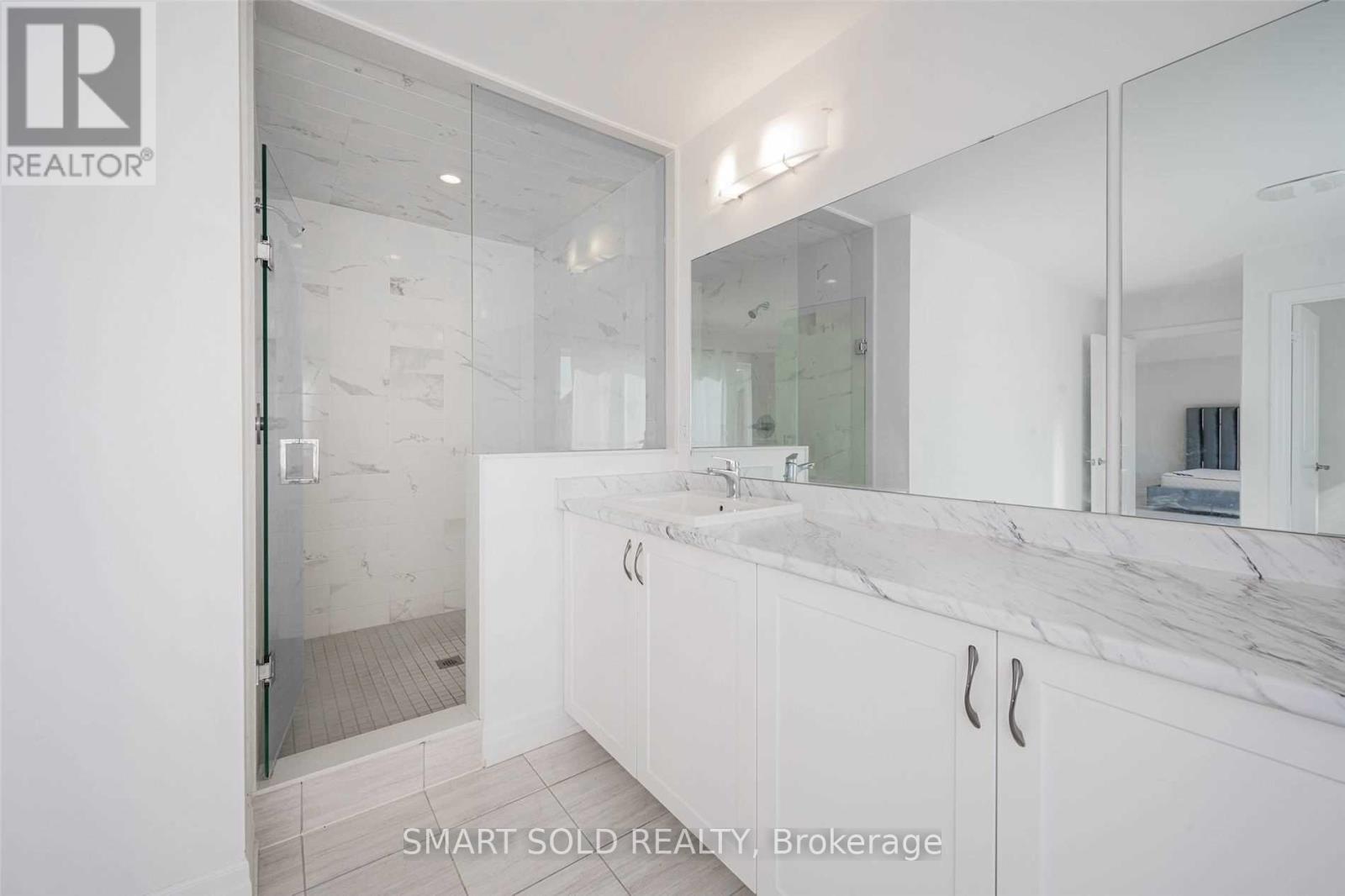 55 Charlotte Abby Drive, East Gwillimbury, Ontario  L9N 0T1 - Photo 12 - N14100920