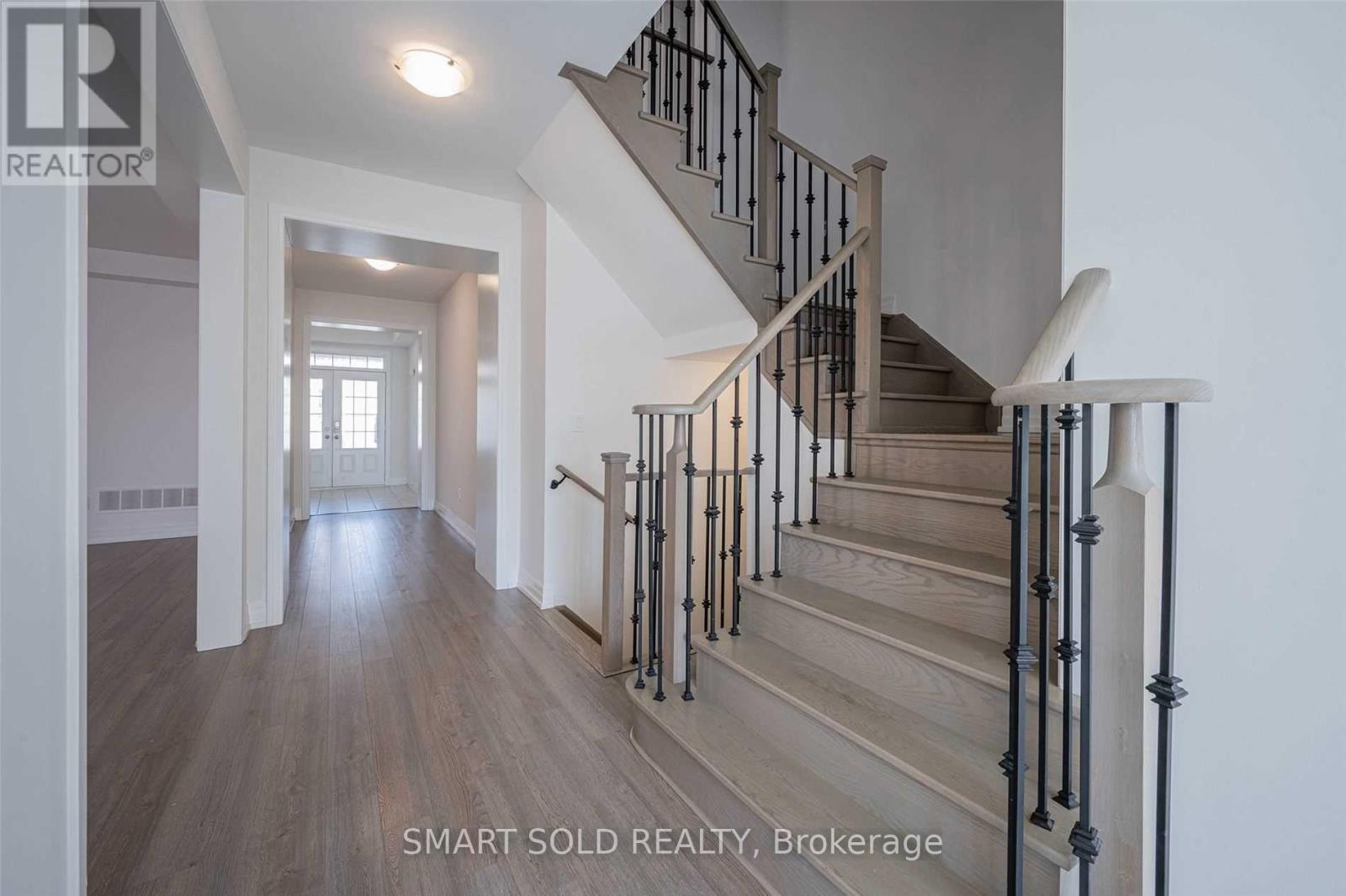 55 Charlotte Abby Drive, East Gwillimbury, Ontario  L9N 0T1 - Photo 8 - N14100920